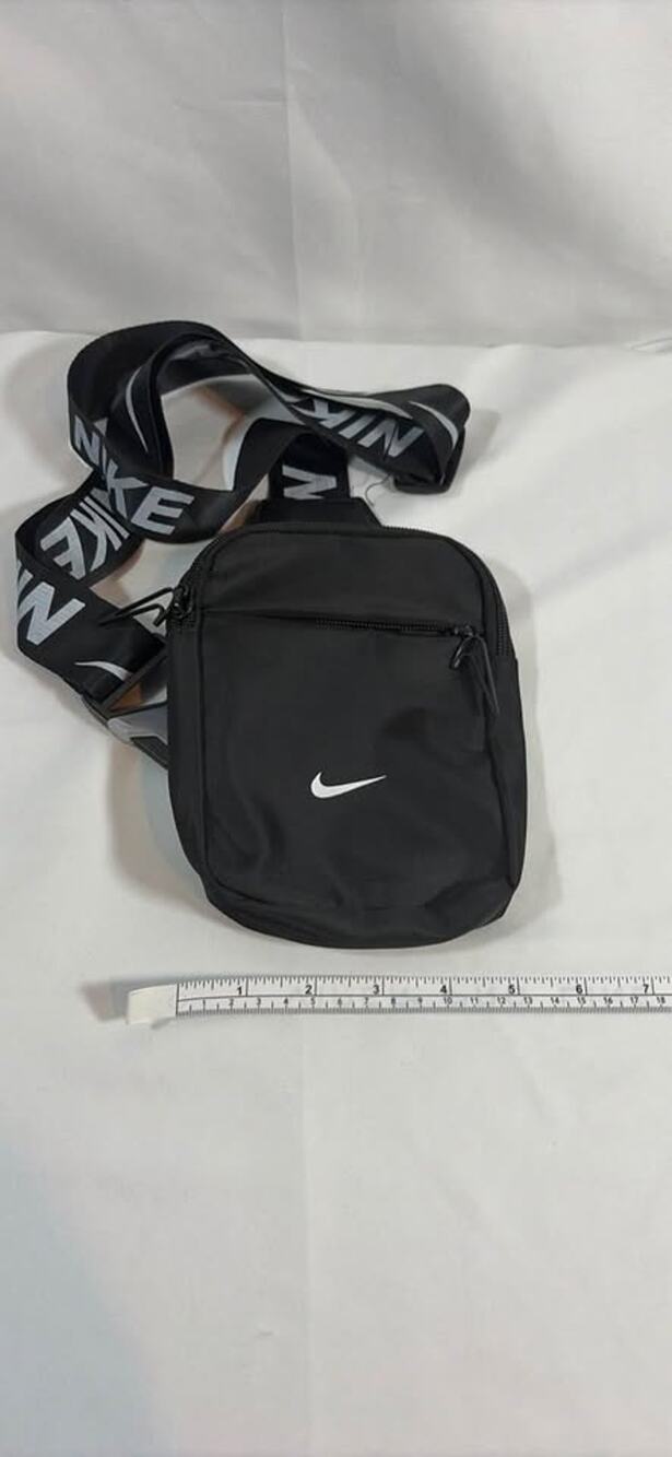 Nike Heritage Crossbody Bag
